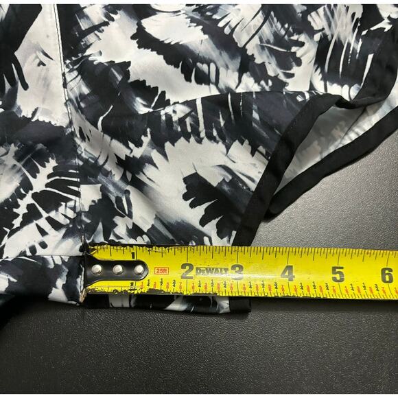 Calvin Klein Black White  Running Shorts Size XXL - Picture 10 of 10